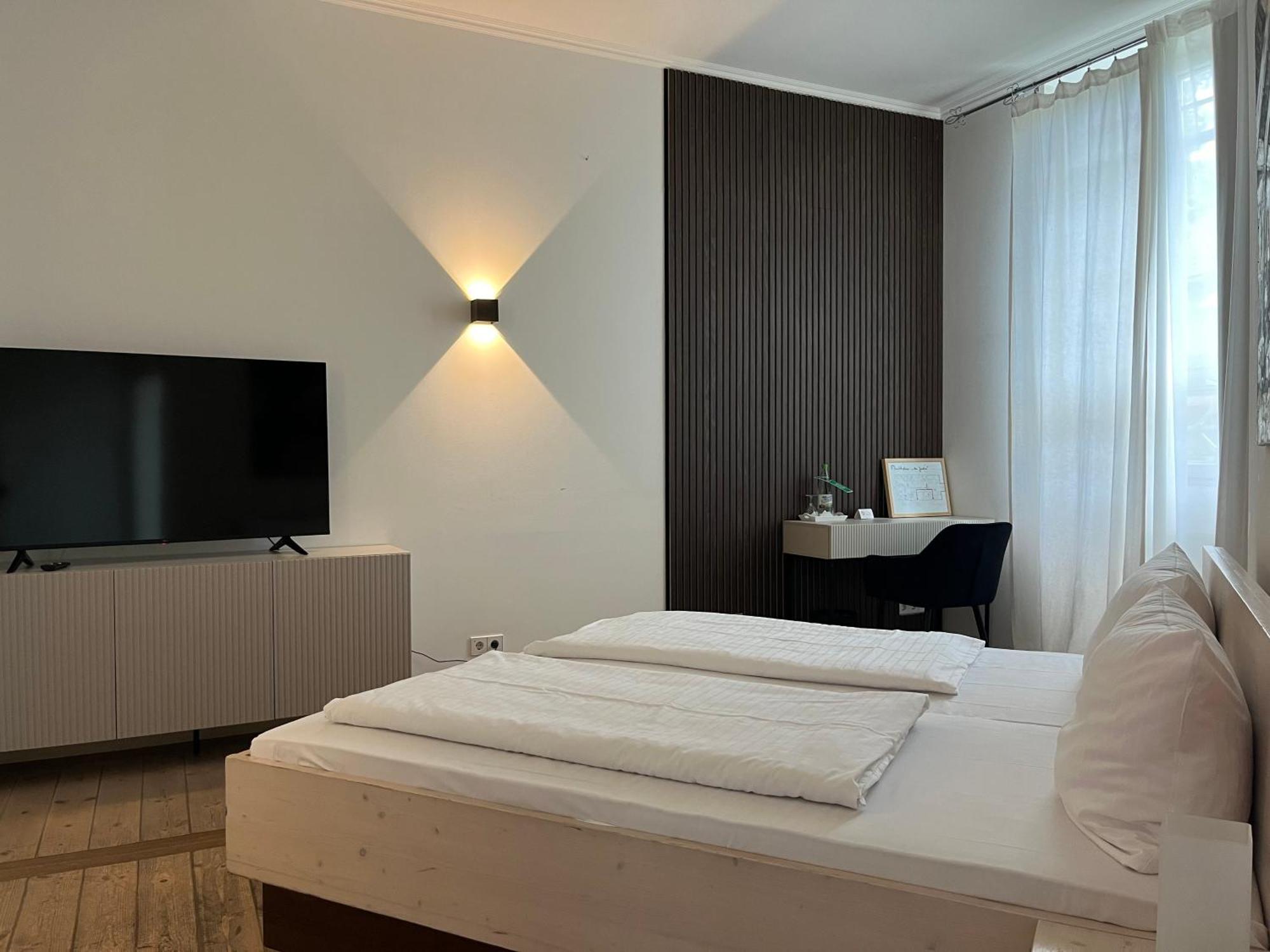 Hotel Hahn Gondelsheim Exterior photo